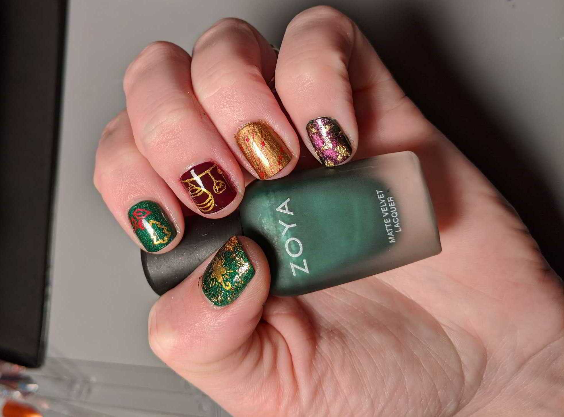 Nail polish manicure of shade Zoya Veruschka