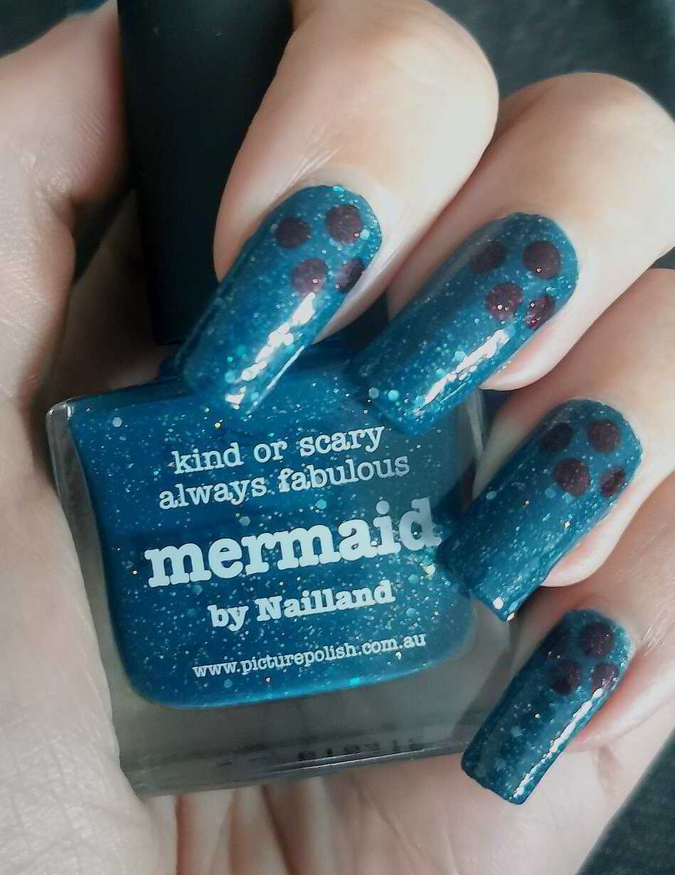 Nail polish manicure of shade piCture pOlish Mermaid, Catrice Lustrous Seduction