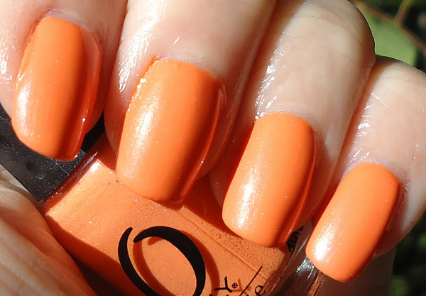Nail polish swatch / manicure of shade Orly Life's a Peach
