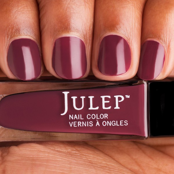 Nail polish swatch / manicure of shade Julep Aisha