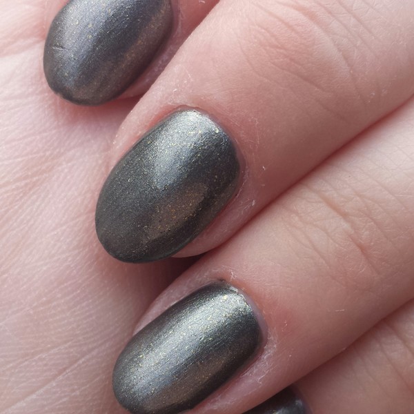 Nail polish swatch / manicure of shade Julep Stefani