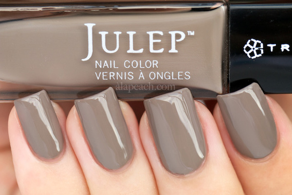 Nail polish swatch / manicure of shade Julep Sophie