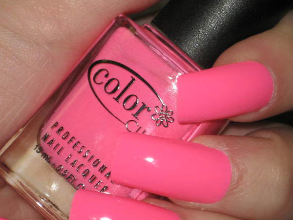 Nail polish swatch / manicure of shade Color Club Flamingo