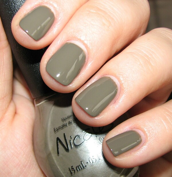 Nail polish swatch / manicure of shade Nicole by OPI My Empire... My Rules