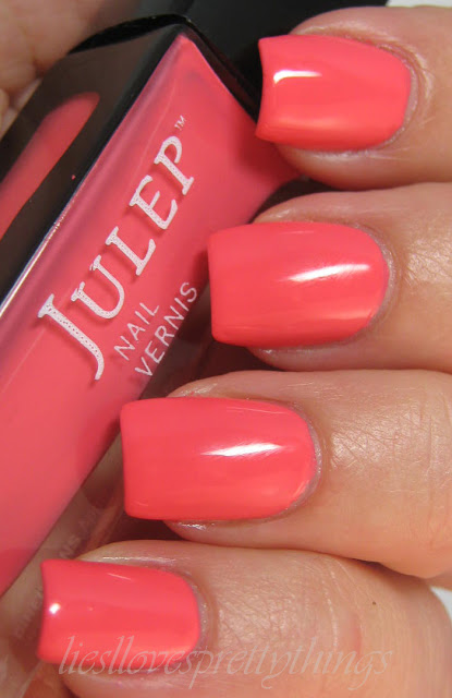 Nail polish swatch / manicure of shade Julep Natalie