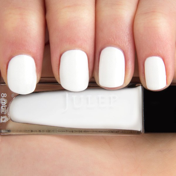 Nail polish swatch / manicure of shade Julep Nicolette