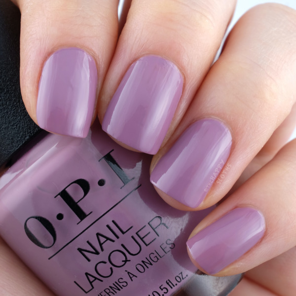 Nail polish swatch / manicure of shade OPI Incognito Mode