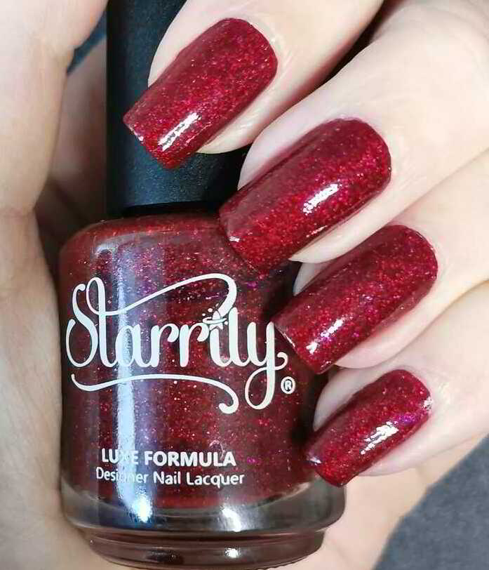 Nail polish manicure of shade Starrily Serotonin