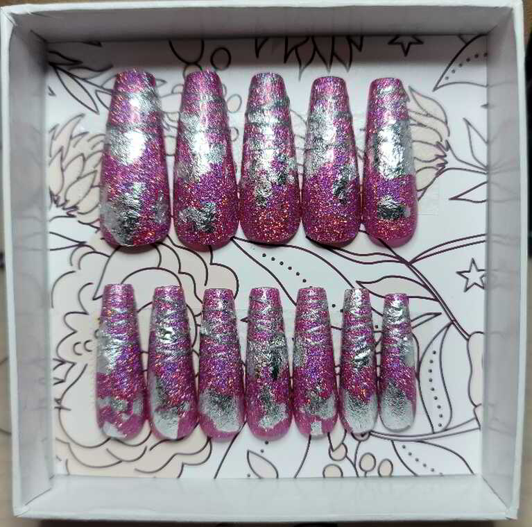 Nail polish manicure of shade Starrily Cat Mom, Rosalind A429, 