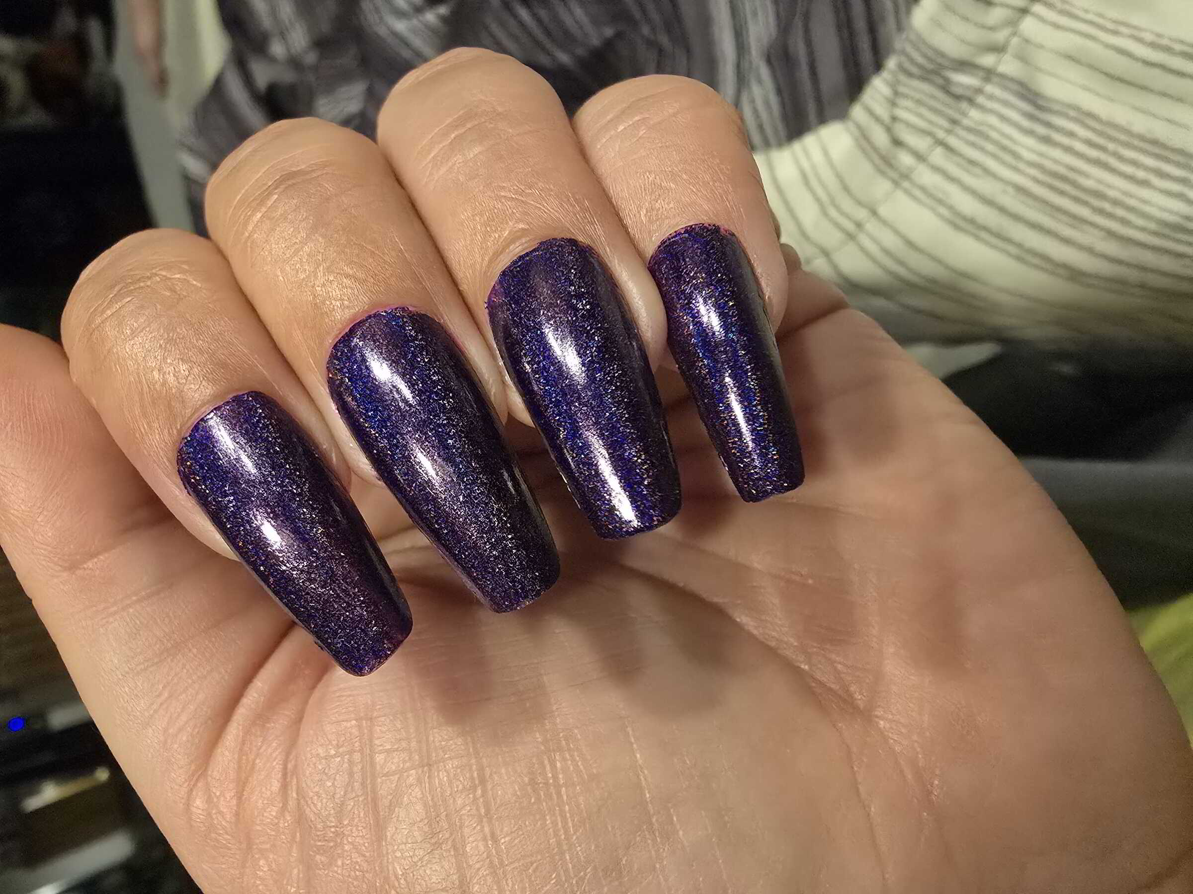 Nail polish manicure of shade SuperChic Lacquer 40 Winks