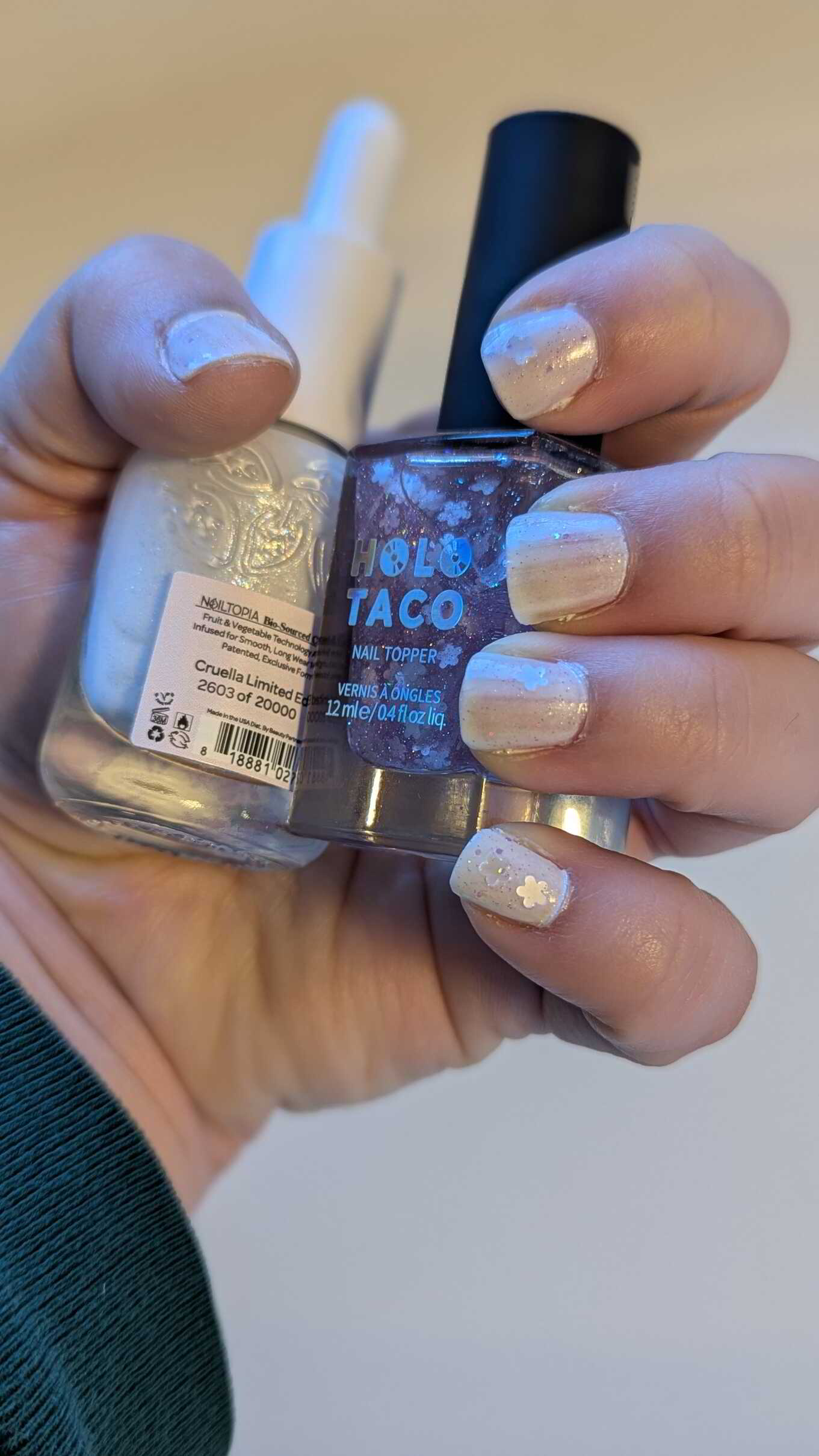 Nail polish manicure of shade Nailtopia Cruella De Vil, Holo Taco Garden Party Taco, 