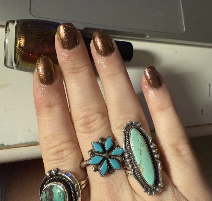 Nail polish manicure of shade FingerPaints surreal sunset, 