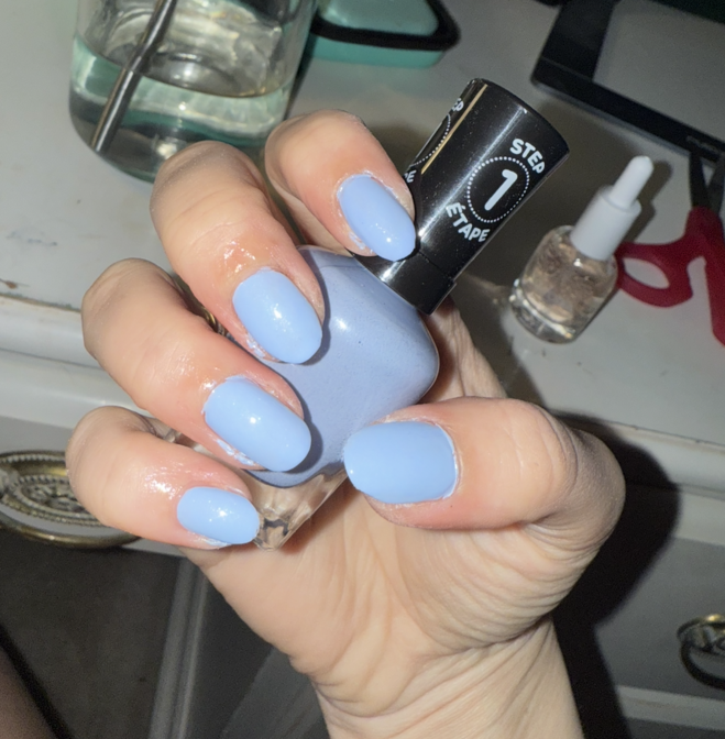 Nail polish manicure of shade Sally Hansen Blue Skies Ahead