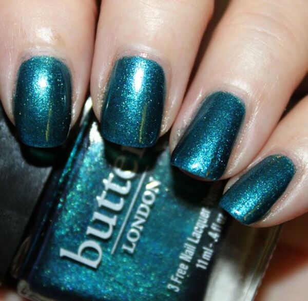 Nail polish swatch / manicure of shade butter London Bluey