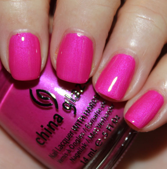 Nail polish swatch / manicure of shade China Glaze Beach Cruise-r