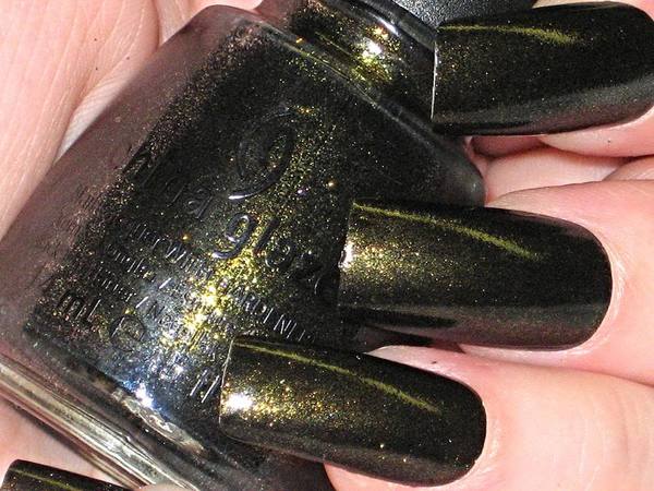 Nail polish swatch / manicure of shade China Glaze Cast a Spell