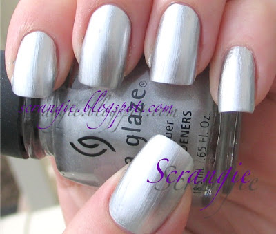 Nail polish swatch / manicure of shade China Glaze Chroma-Toes