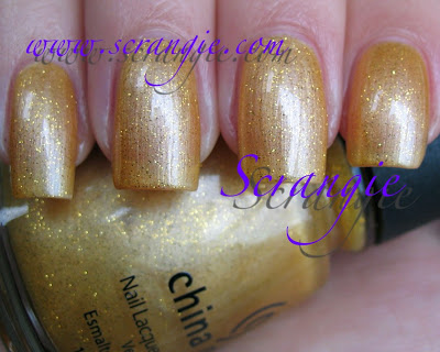 Nail polish swatch / manicure of shade China Glaze Cowardly Lyin'