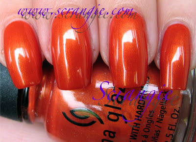 Nail polish swatch / manicure of shade China Glaze Free Love