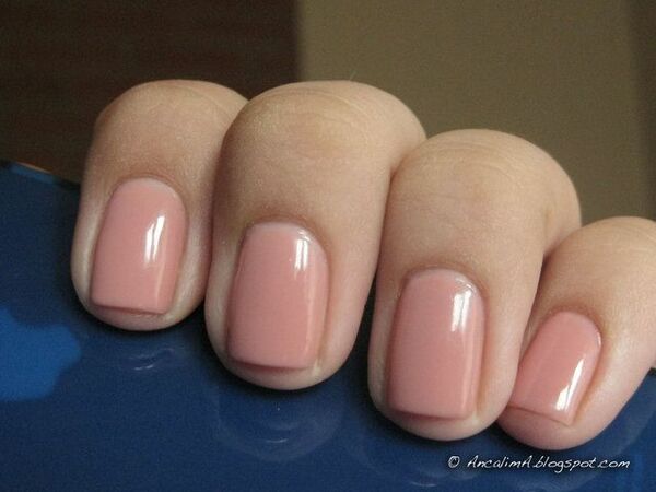 Nail polish swatch / manicure of shade China Glaze Gelato