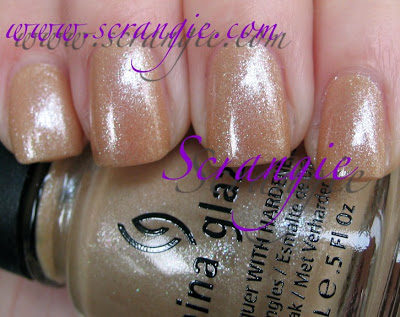Nail polish swatch / manicure of shade China Glaze Knotty