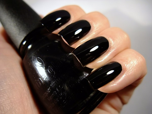 Nail polish swatch / manicure of shade China Glaze Liquid Leather