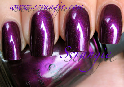 Nail polish swatch / manicure of shade China Glaze Stella