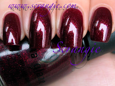 Nail polish swatch / manicure of shade China Glaze Stroll