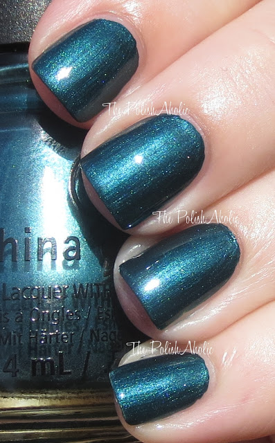 Nail polish swatch / manicure of shade China Glaze Tongue and Chic
