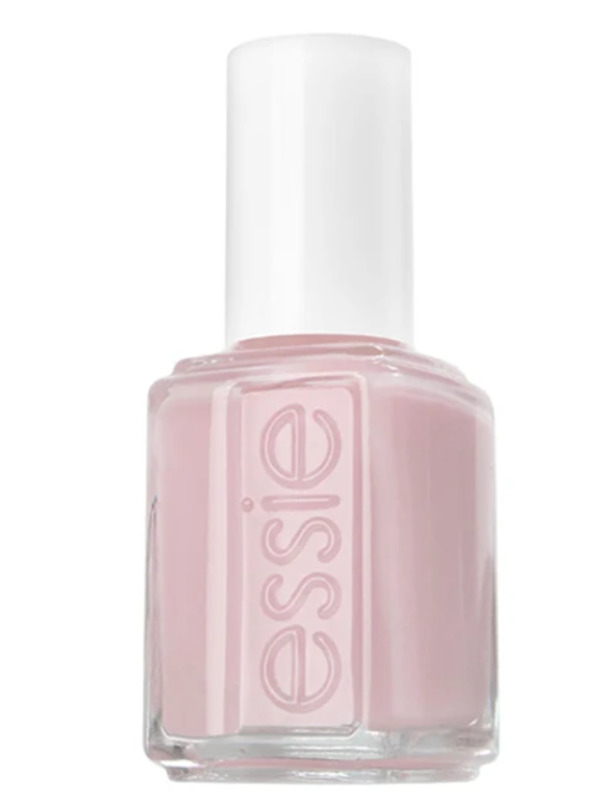 Nail polish swatch / manicure of shade essie Cabi-o-Lait