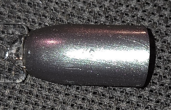 Nail polish swatch / manicure of shade essie For the Twill of It