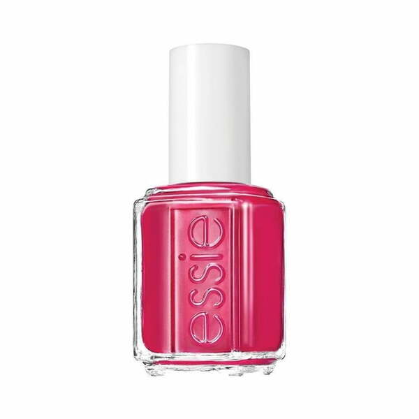Nail polish swatch / manicure of shade essie Style Hunter