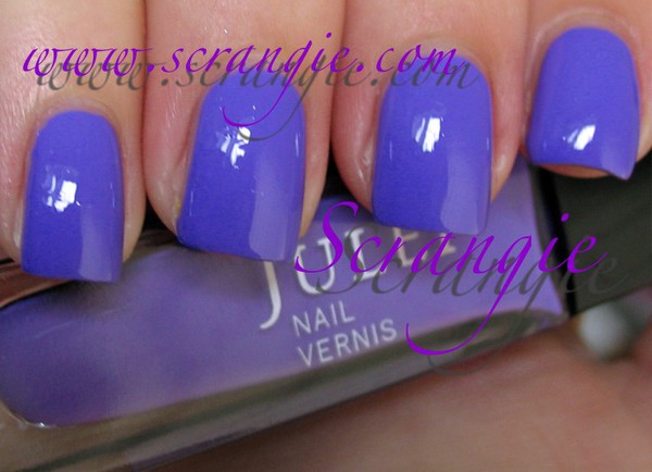 Nail polish swatch / manicure of shade Julep Anne
