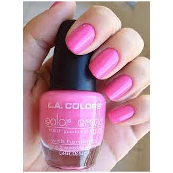 Nail polish swatch / manicure of shade L.A. Colors Summertime