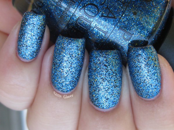 Nail polish swatch / manicure of shade OPI Absolutely Alice