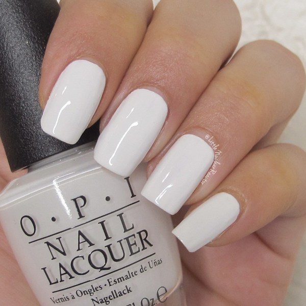 Nail polish swatch / manicure of shade OPI Alpine Snow