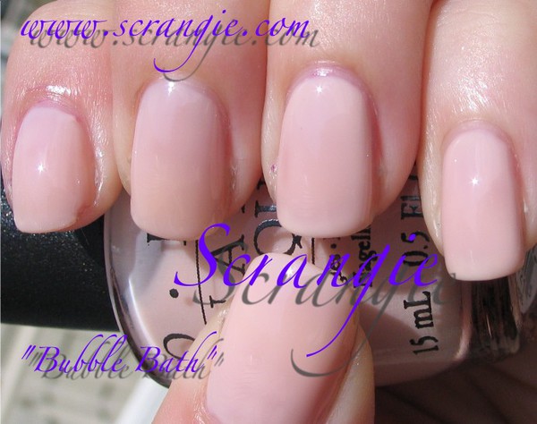 Nail polish swatch / manicure of shade OPI Bubble Bath