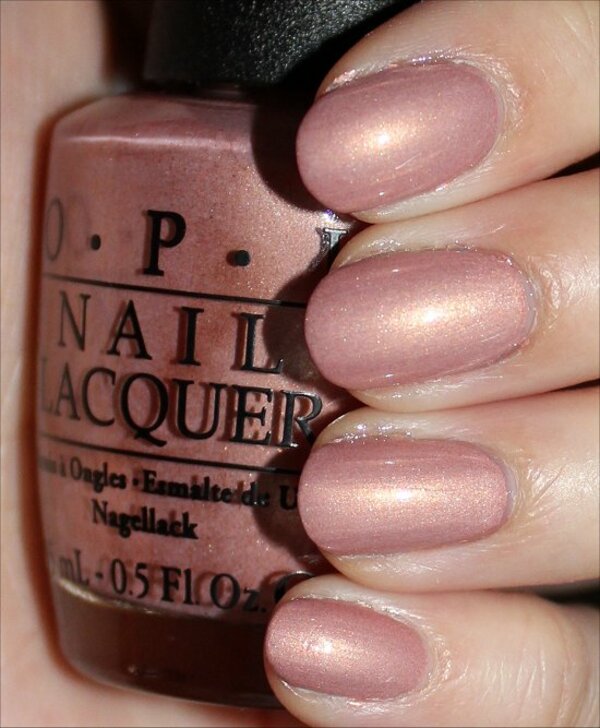 Nail polish swatch / manicure of shade OPI A Butterfly Moment