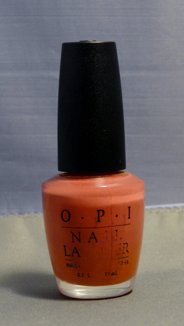 Nail polish swatch / manicure of shade OPI Coral Sea