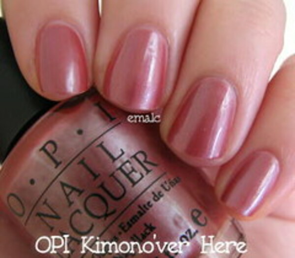 Nail polish swatch / manicure of shade OPI Kimono'ver Here
