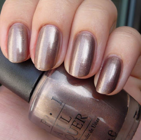 Nail polish swatch / manicure of shade OPI Melody in Mocha