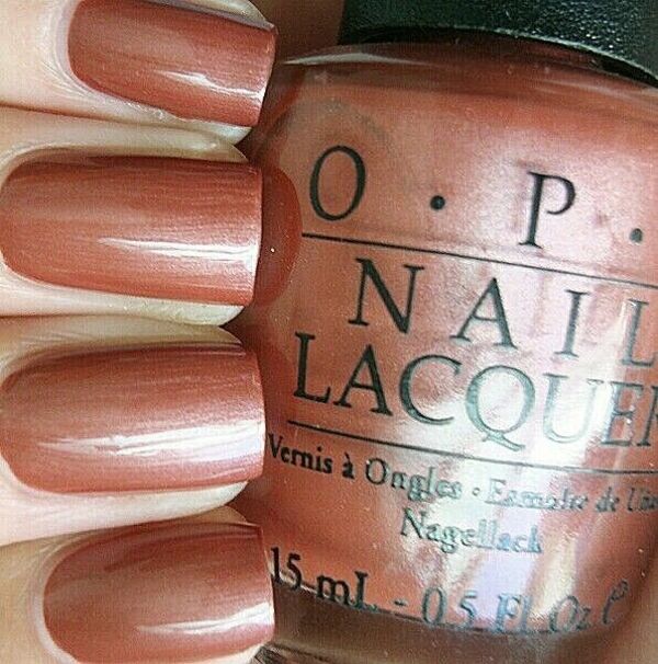 Nail polish swatch / manicure of shade OPI Niagara Falls for OPI