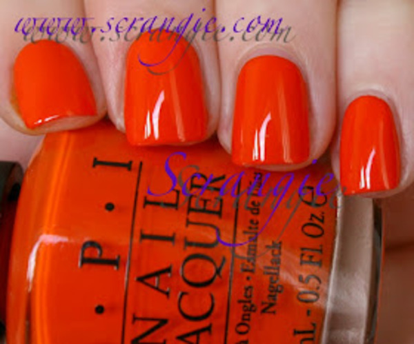 Nail polish swatch / manicure of shade OPI A Roll in the Hague