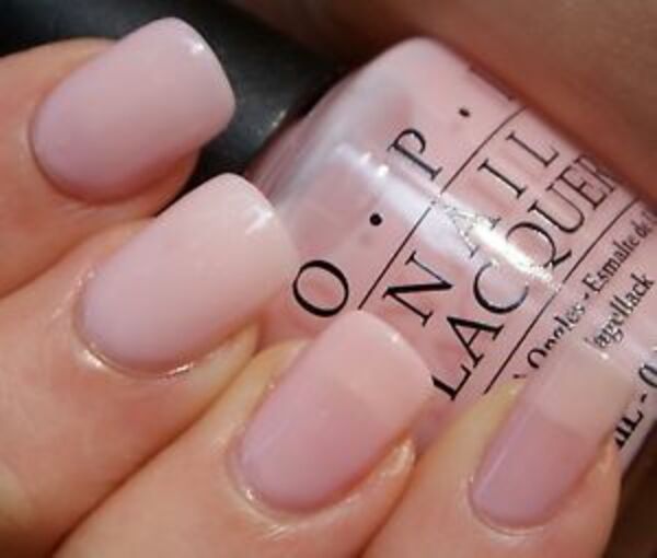 Nail polish swatch / manicure of shade OPI Rosy Future
