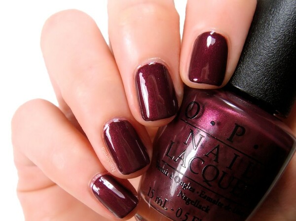 Nail polish swatch / manicure of shade OPI Sleigh Ride for Two