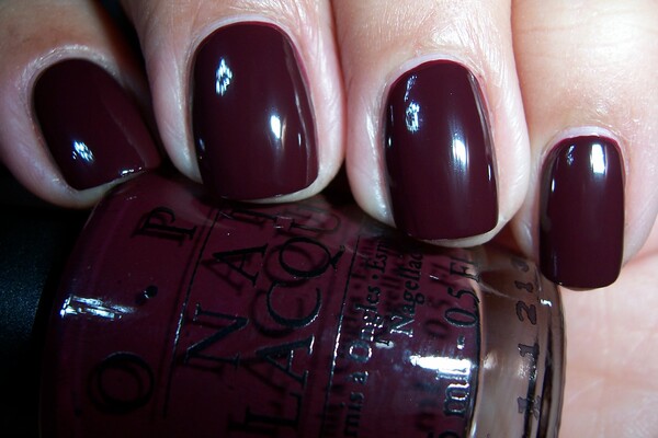 Nail polish swatch / manicure of shade OPI We'll Always Have Paris