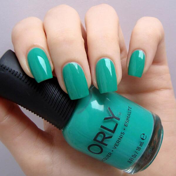 Nail polish swatch / manicure of shade Orly Green with Envy
