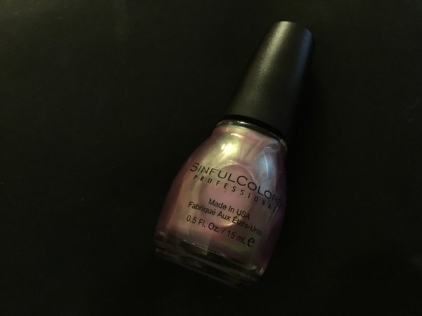 Nail polish swatch / manicure of shade Sinful Colors Bali Mist