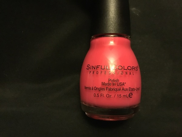 Nail polish swatch / manicure of shade Sinful Colors Cream Pink
