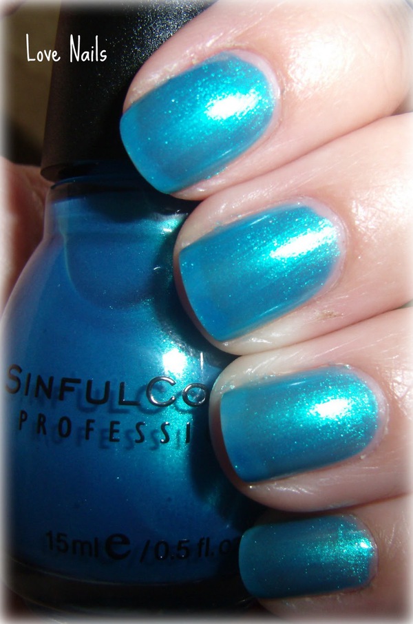 Nail polish swatch / manicure of shade Sinful Colors Love Nails